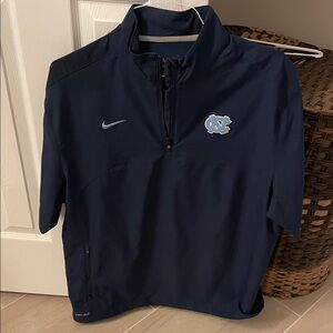 Nike UNC Dark Blue Quarter-Zip Pullover. Men’s medium. Oversized.